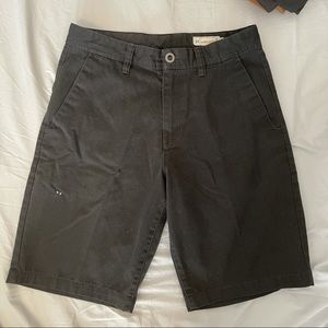 Men’s 31 Volcom shorts